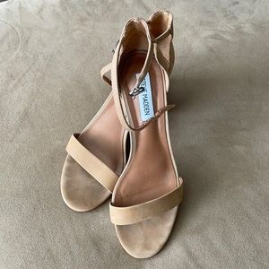 STEVE MADDEN Tan Heel Sandals